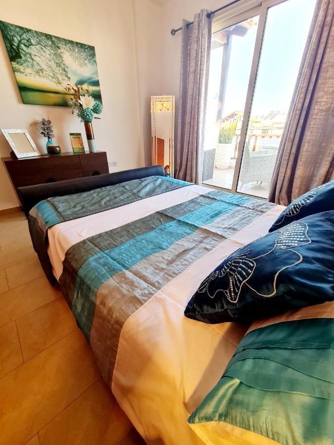 Stunning Apartment C106 With Balcony Looking Over Pool Peyia Exterior photo